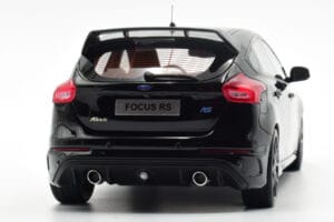 Ford Focus RS Mk3 Čierny Otto 1:18 OT950 Živica – obrázok 7 z 8