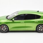 Ford Focus Mk5 ST Phase 2 Mean Zelený Otto 1:18 OT450 - image 3 of 6