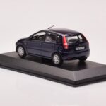 Ford Fusion Modrý Minichamps 1:43 - image 3 of 4