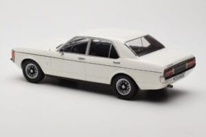 Ford Granada Mk1 Biely MCG 1:18 MCG18395 Kov – obrázok 5 z 6