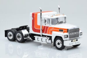 Ford LTL 9000 Biely Červený Oranžový IXO 1:43 TR094 Kov – obrázok 3 z 5