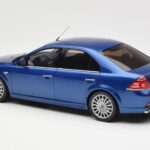 Ford Mondeo ST220 Performance Modrý Otto 1:18 OT448 - image 5 of 6