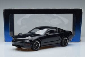 Ford Mustang GT S197 Bullitt AUTOart 1:18 73067 Kov – obrázok 7 z 7