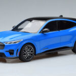 Ford Mustang Mach-E GT Performance Modrý Otto 1:18 OT414 Živica