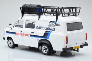 Ford Transit Mk2 Van Team David Jones Rally Assistance IXO 1:18 18RMC033XE Kov – obrázok 5 z 6