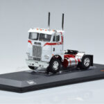 Freightliner COE Biely IXO 1:43 TR128