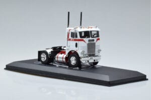 Freightliner COE Biely IXO 1:43 TR128 Kov – obrázok 4 z 6