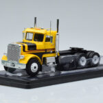 Freightliner FLC120 64T Žltý IXO 1:43 TR116