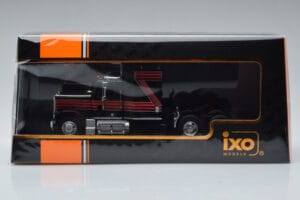 GMC General Červený Čierny IXO 1:43 TR102 Kov – obrázok 6 z 6