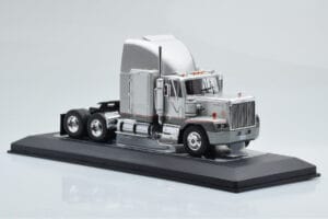 GMC General SBFA Strieborný IXO 1:43 TR166 Kov – obrázok 4 z 6