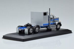 GMC General Strieborný IXO 1:43 TR079 Kov – obrázok 2 z 6