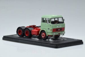 Henschel HS 19 TS Zelený IXO 1:43 TR151 Kov – obrázok 4 z 6