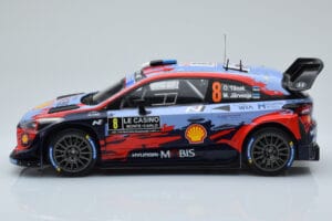 Hyundai i20 Coupe WRC #8 O. Tanak / M. Jarveoja Rally Monte Carlo 2020 IXO 1:18 18RMC067C Kov – obrázok 3 z 6