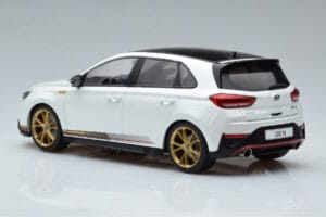Hyundai i30 N PD Atlas Biely MCG 1:18 MCG18376 Kov – obrázok 5 z 6