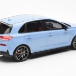 Hyundai i30 N Svetlo Modrý Otto 1:18 OT425 - image 2 of 6
