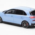 Hyundai i30 N Svetlo Modrý Otto 1:18 OT425 - image 5 of 6