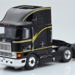International Eagle Cabover Čierny IXO 1:43