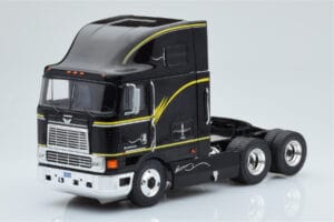 International Eagle Cabover Čierny IXO 1:43 TR169
