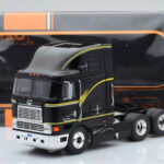 International Eagle Cabover Čierny IXO 1:43 - image 5 of 5
