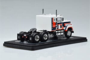 International Transtar 4300 Biely IXO 1:43 TR153 Kov – obrázok 2 z 6