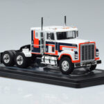 International Transtar 4300 Biely IXO 1:43 - image 4 of 6