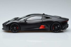 Jaguar C-X75 Čierny Almost Real 1:18 810605 Kov – obrázok 4 z 7