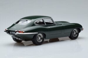 Jaguar E-Type Series 1 British Racing Zelený KK-Scale 1:18 KKDC180431 Kov – obrázok 2 z 6