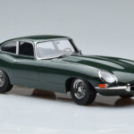 Jaguar E-Type Series 1 British Racing Zelený KK-Scale 1:18 - image 4 of 6