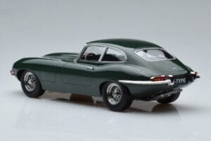 Jaguar E-Type Series 1 British Racing Zelený KK-Scale 1:18 KKDC180431 Kov – obrázok 5 z 6