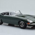 Jaguar E-Type Series 1 Roadster Zelený KK-Scale 1:18 - image 4 of 6