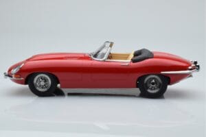 Jaguar E-Type Series 1 Roadster Červený KK-Scale 1:18 KKDC180482 Kov – obrázok 3 z 6