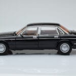Jaguar XJ6 XJ40 Ebony Čierny Almost Real 1:18 - image 4 of 11
