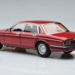 Jaguar XJ6 XJ40 Flamenco Červený Almost Real 1:18 - image 7 of 11
