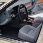 Jaguar XJ6 XJ40 Glacier Biely Almost Real 1:18 - image 8 of 11