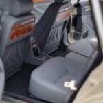 Jaguar XJ6 XJ40 Glacier Biely Almost Real 1:18 - image 9 of 11