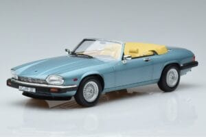 Jaguar XJS V12 Kabriolet Svetlomodrý Metalíza Norev 1:18 182635 Kov