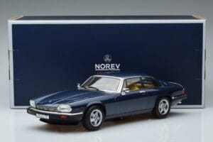 Jaguar XJS V12 Modrý Metalíza Limitovaná Edícia Norev 1:18 182622 Kov – obrázok 6 z 6