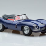 Jaguar XKSS Modrý AUTOart 1:18 - image 6 of 9