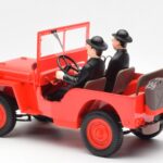 Jeep Willys Tintin 2 Figúrky UT Models 1:18 - image 5 of 6
