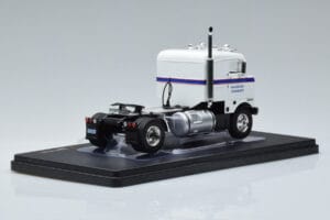 Kenworth Bullnose Ross Mackie Transport Biely IXO 1:43 TR063 Kov – obrázok 2 z 6