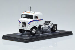 Kenworth Bullnose Ross Mackie Transport Biely IXO 1:43 TR063