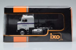 Kenworth Bullnose Ross Mackie Transport Biely IXO 1:43 TR063 Kov – obrázok 6 z 6