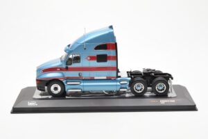 Kenworth T2000 Svetlo Modrý Červený IXO 1:43 TR180