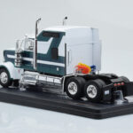 Kenworth W900 Zelený Biely IXO 1:43 - image 5 of 6