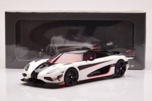 Koenigsegg Agera RS Arctic Biely GT Spirit 1:18 GT877 Živica – obrázok 6 z 6