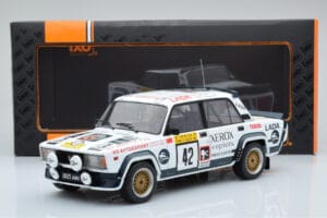 Lada 2105 VFTS #42 S. Brundza Rally 1000 Lakes 1984 IXO 1:18 18RMC146 Kov – obrázok 6 z 6