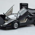 Lamborghini Countach LP5000S Čierny AUTOart 1:18 - image 2 of 10