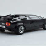 Lamborghini Countach LP5000S Čierny AUTOart 1:18 - image 4 of 10