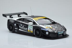 Lamborghini Gallardo LP600+ GT3 Reiter Engineering #24 N. Hayek / P. Kox ADAC GT Masters 2011 Minichamps 1:18 151111124 Kov – obrázok 4 z 6