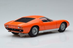 Lamborghini Miura SV Oranžový AUTOart 1:18 74542 Kov – obrázok 3 z 8